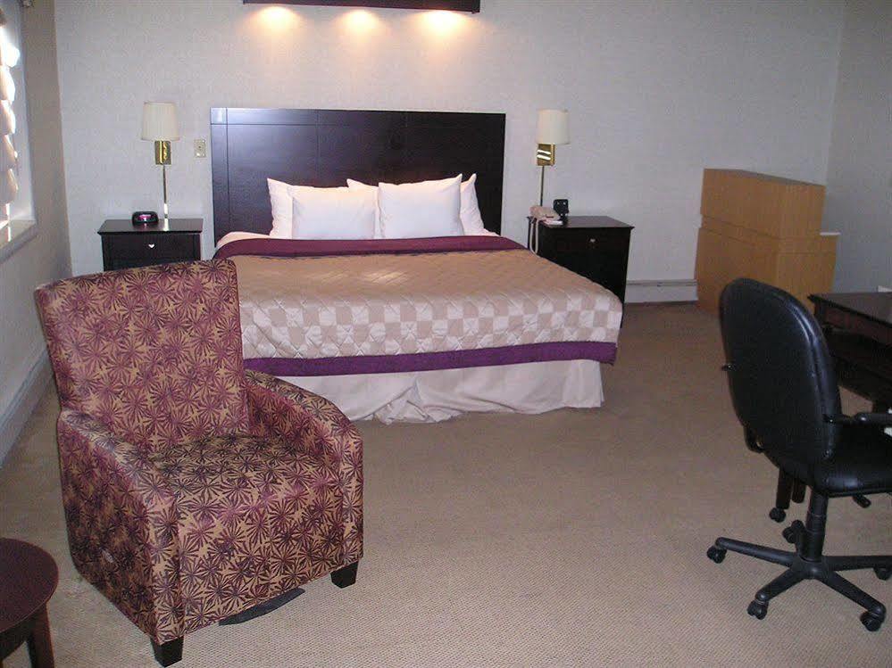 Four Points By Sheraton Milwaukee Airport Exterior foto