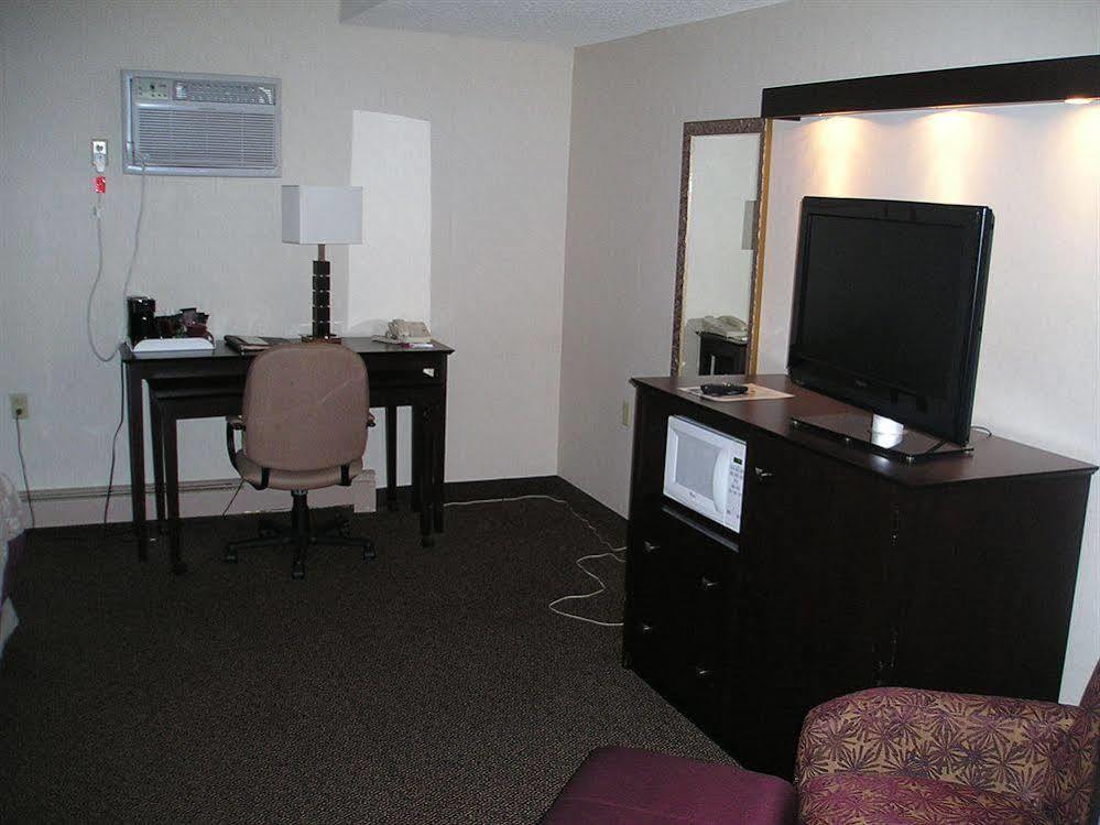 Four Points By Sheraton Milwaukee Airport Exterior foto