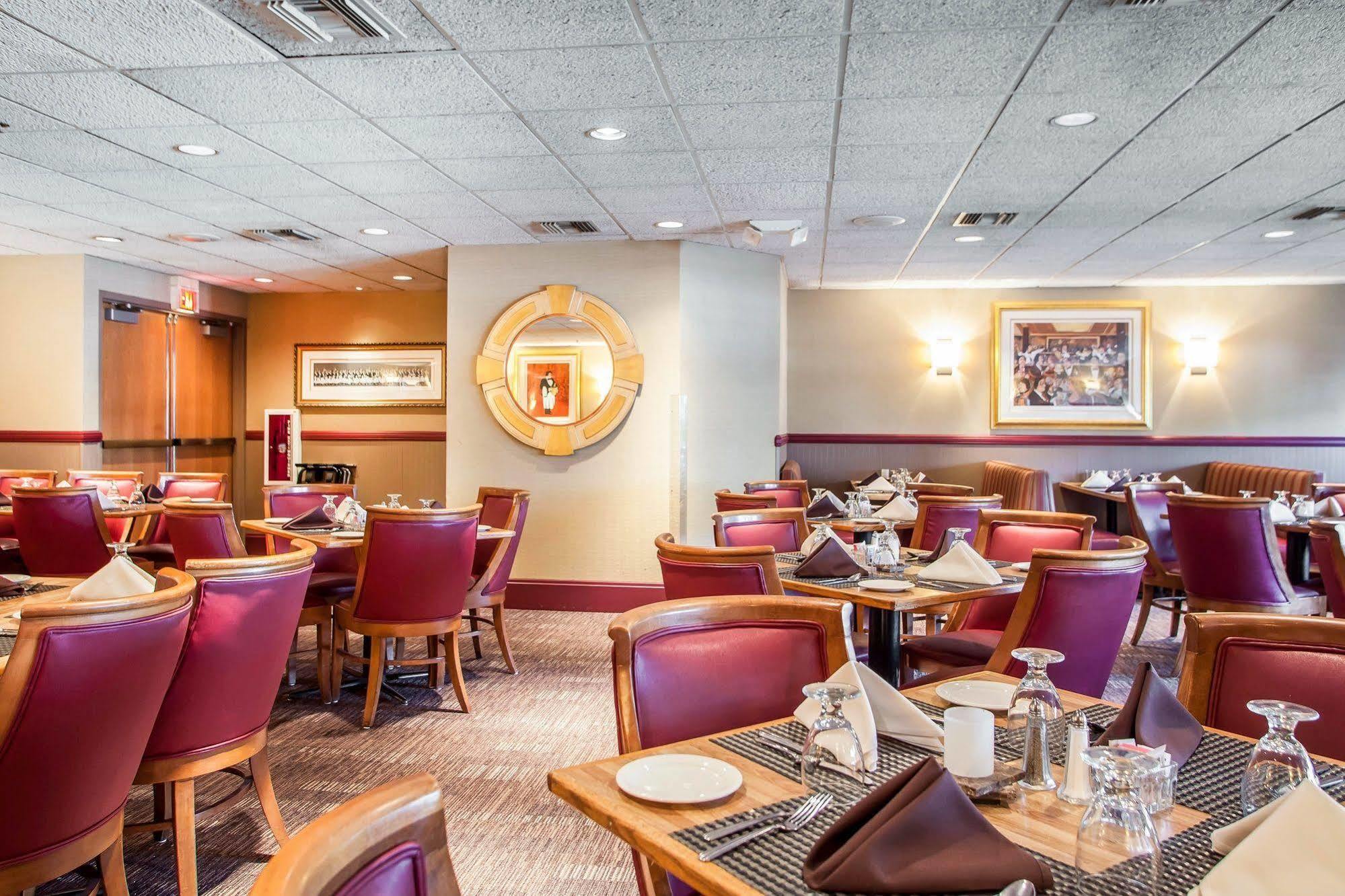 Four Points By Sheraton Milwaukee Airport Exterior foto
